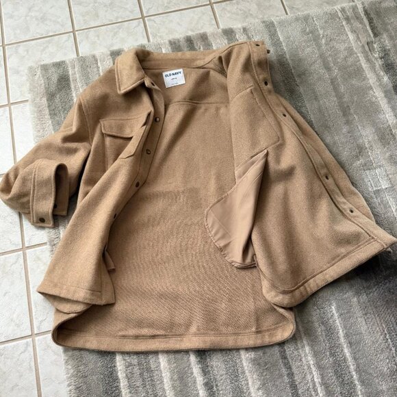 Old Navy Women's Tan large petite unlined hip length coat - Picture 3 of 5